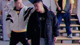 最新国产轻武器射击视频